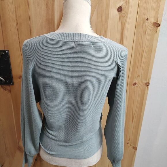 Pink RoseCropped Sweater‎ Womens Blue Lightweight Pullover Size XS - Picture 5 of 9